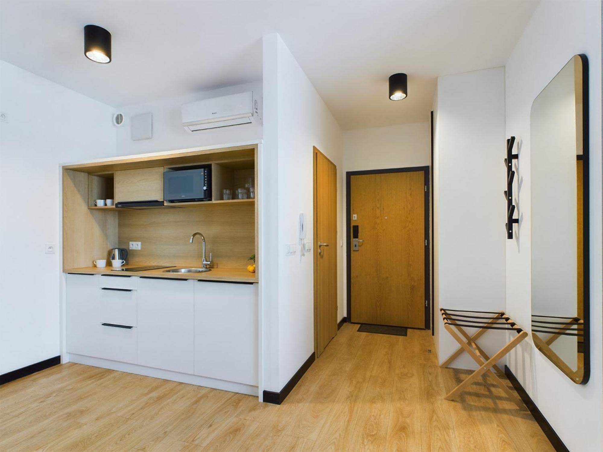 Rodzinne Studio Praga-poludnie Blisko Parku I Jeziora By Renters Lägenhet